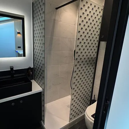 Apartman Sous Les Toits 25m2 A 1mn Du Port De